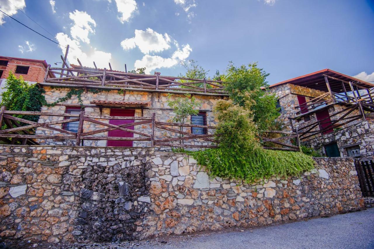 Stonehouse 2 Bedroom On Olympus Amazing View Holiday home