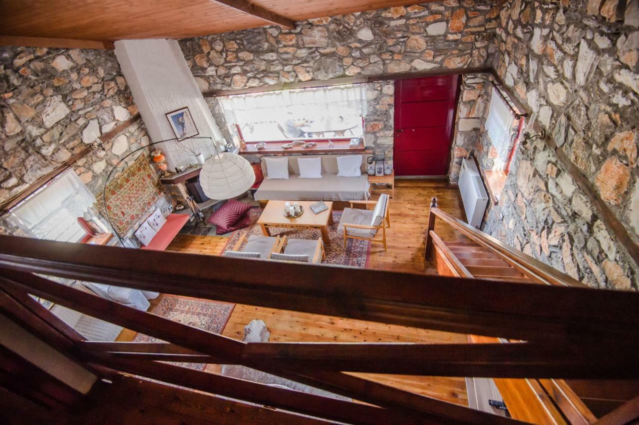 Stonehouse 2 Bedroom On Olympus Amazing View Holiday home *