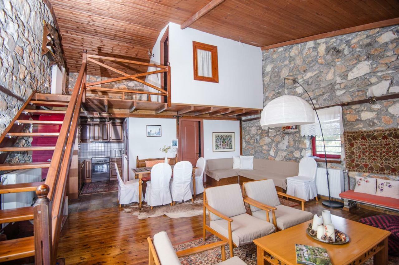Stonehouse 2 Bedroom On Olympus Amazing View * Petra (Pieria)