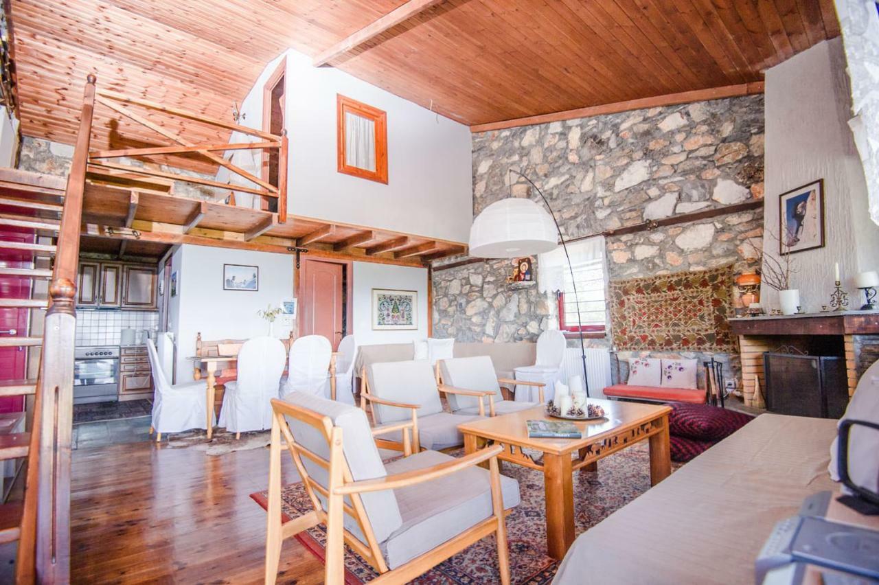Stonehouse 2 Bedroom On Olympus Amazing View Holiday home *